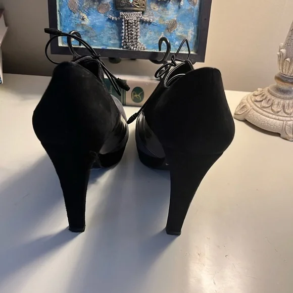 NWOBStuart Weitzman Platform Booties!!